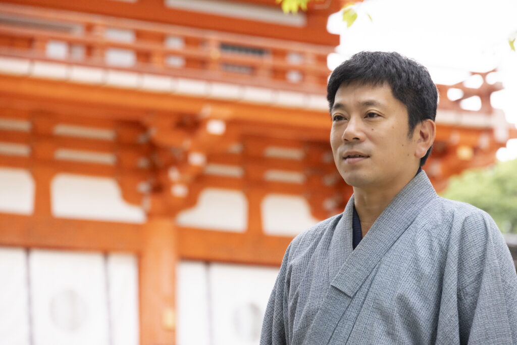 小笠原流弓馬術礼法 若宗家・小笠原清基氏